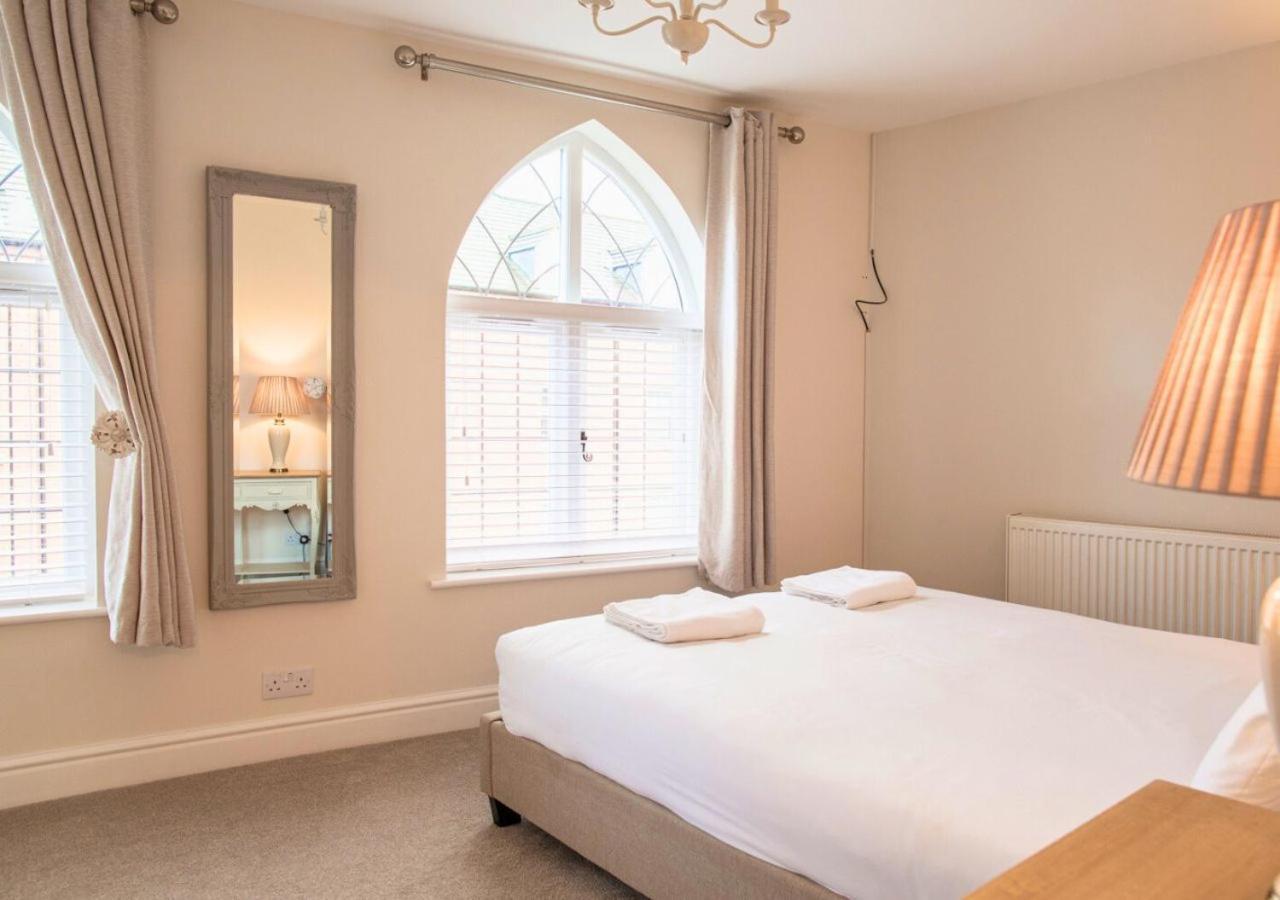 Charming 2 Bed House In Tewkesbury Centre Villa Kültér fotó